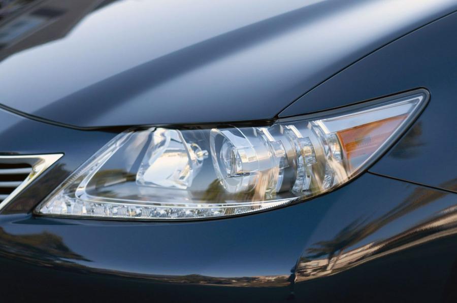  Lexus ES350 2013 года  (фото 3 из 64)